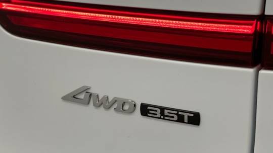 2024 Genesis GV70