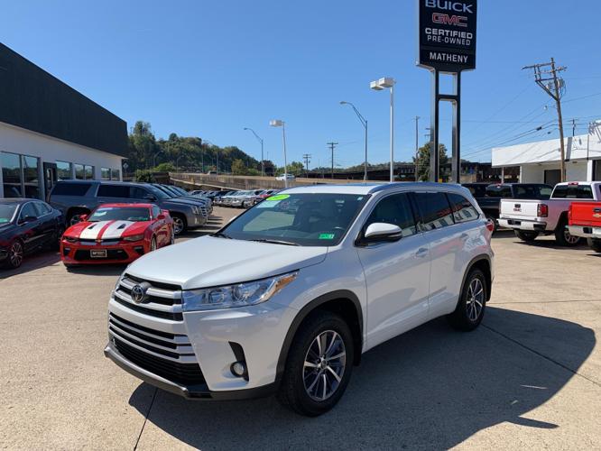 used 2017 toyota highlander awd v6 parkersburg, wv 26102 for sale in parkersburg, west virginia