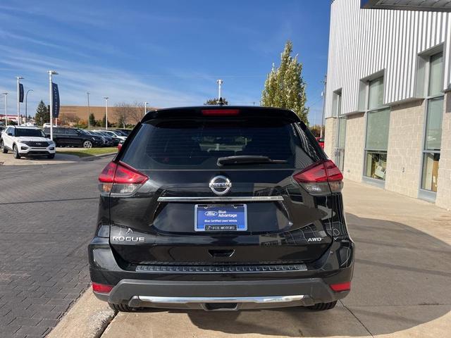 2018 nissan rogue s
