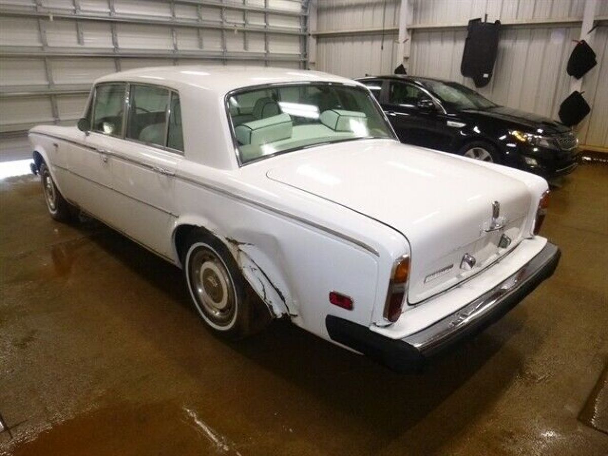 1975 rolls-royce silver shadow 76586 miles porcelain white 4 door 6.75l v8 3-sp