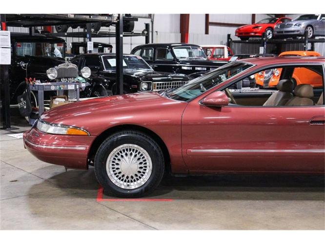 1995 lincoln mark viii in kentwood, michigan