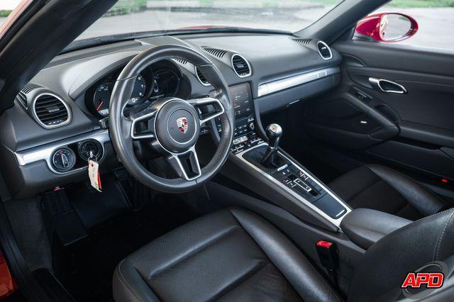 2017 porsche 718 boxster base