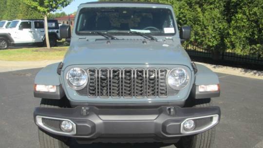 2024 Jeep Gladiator