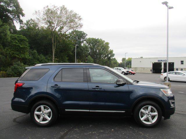 2017 ford explorer xlt