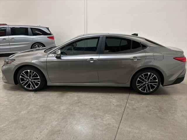 2025 toyota camry xle