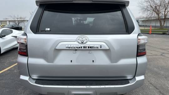 2024 toyota 4runner sr5 premium