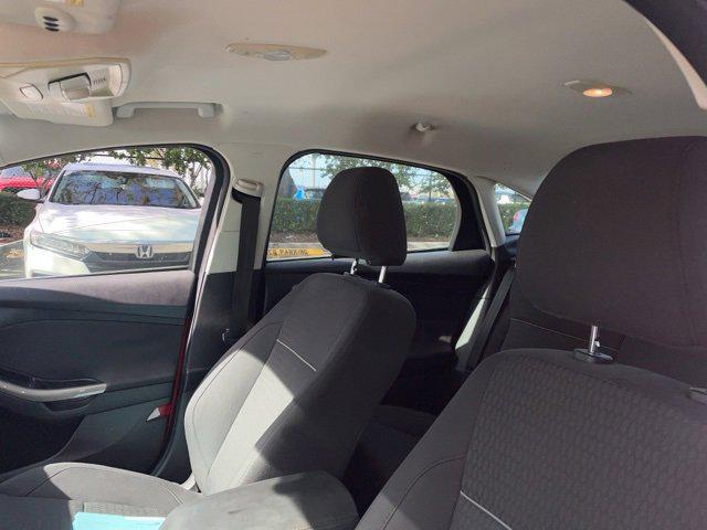 2012 ford focus sel