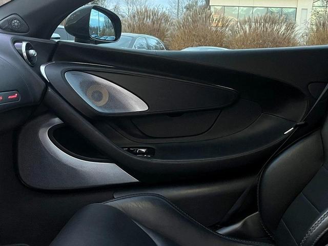 2021 mclaren gt base