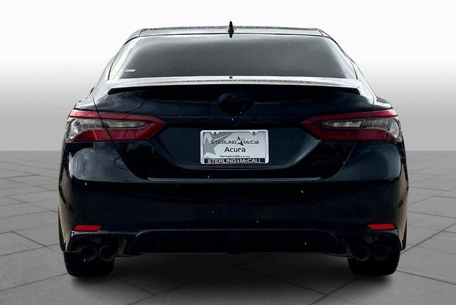 2022 toyota camry xse