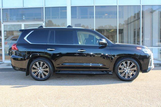 2019 lexus lx 570 base