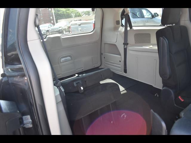 2016 dodge grand caravan avp/se