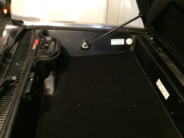 1981 delorean , 15k original miles, original interior no cracks rips or tears