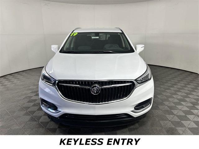 2019 buick enclave preferred