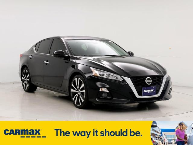 2020 nissan altima platinum