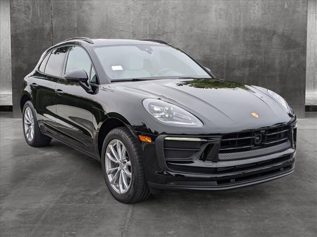 2024 porsche macan base