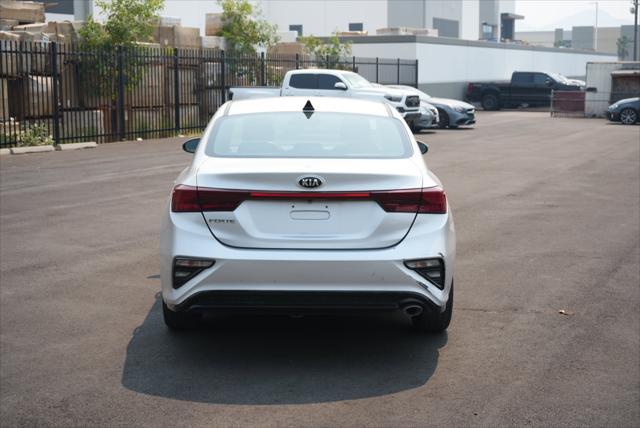 2020 kia forte lxs