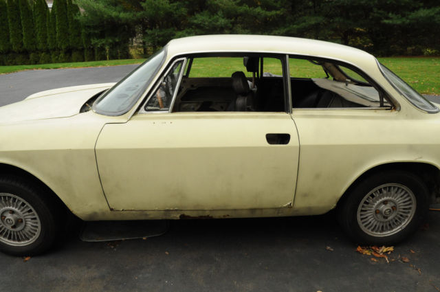 alfa romeo gtv 1973