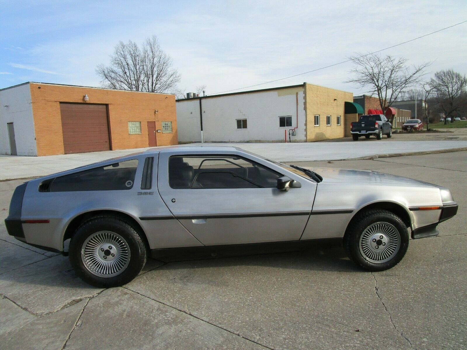 1981 delorean - 31k miles - extra clean - super nice - must see & drive!