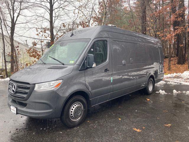 2022 mercedes-benz sprinter 4500 high roof v6