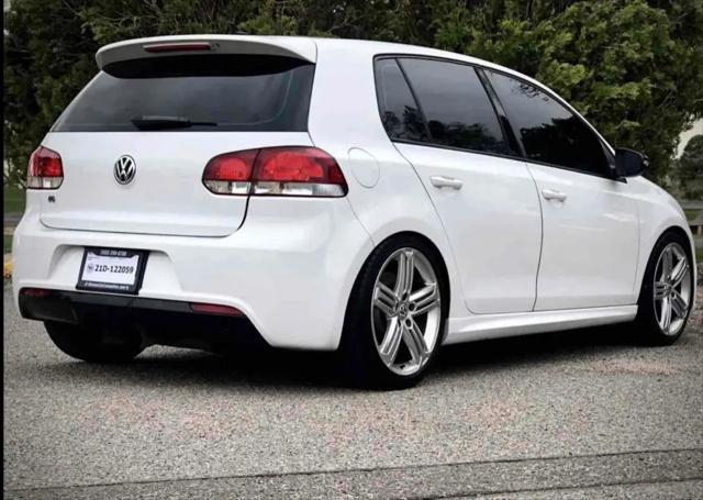 2012 volkswagen golf r 4-door