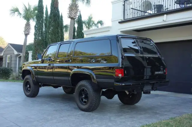 1989 chevrolet suburban, 3/4 ton, 4x4, 40k restoration, zz4 crate racing engine