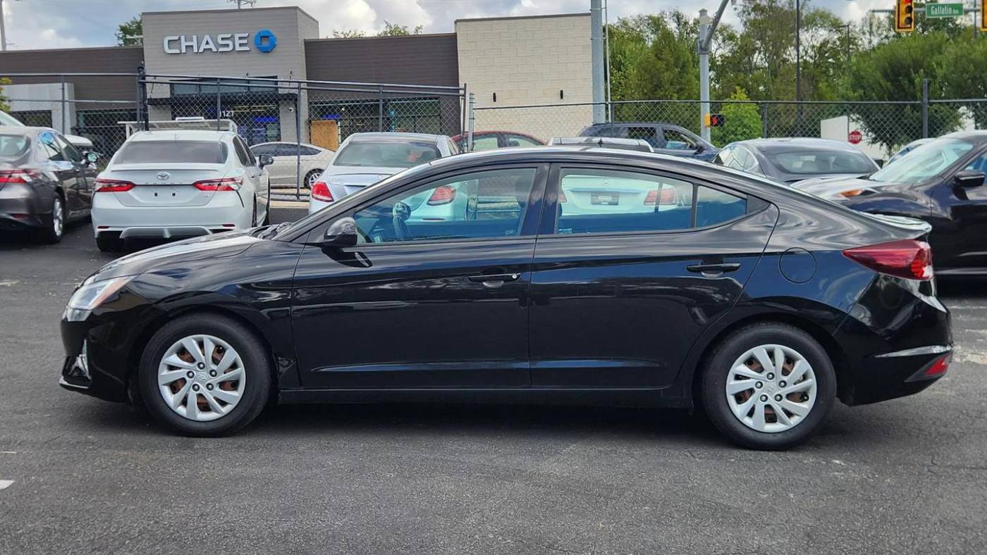 2020 hyundai elantra se