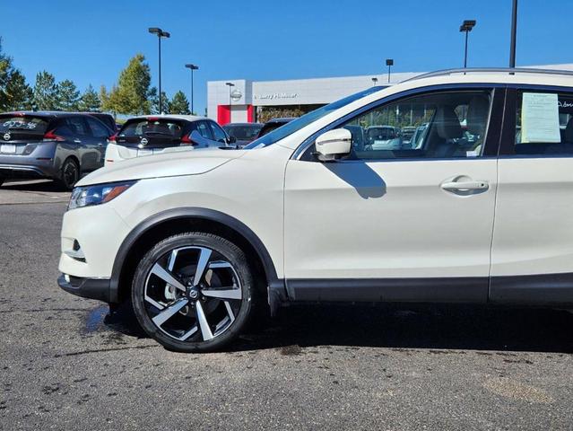 2022 nissan rogue sport sl