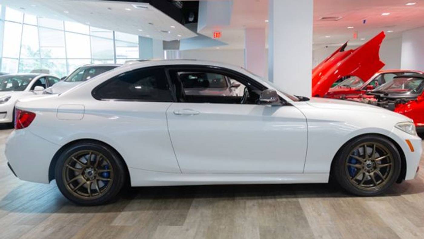 2016 bmw 2 series m235i