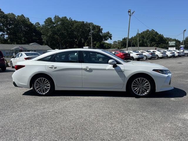 2021 toyota avalon hybrid limited