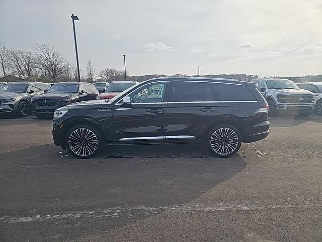 2022 lincoln aviator black label awd