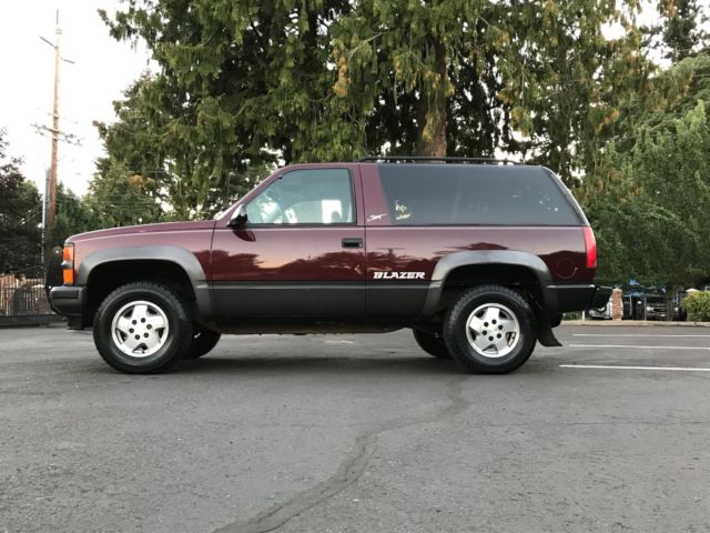 1994 chevy tahoe 4x4 2-door k5 blazer 5-speed 5.7l v8 eng 126k miles rust free
