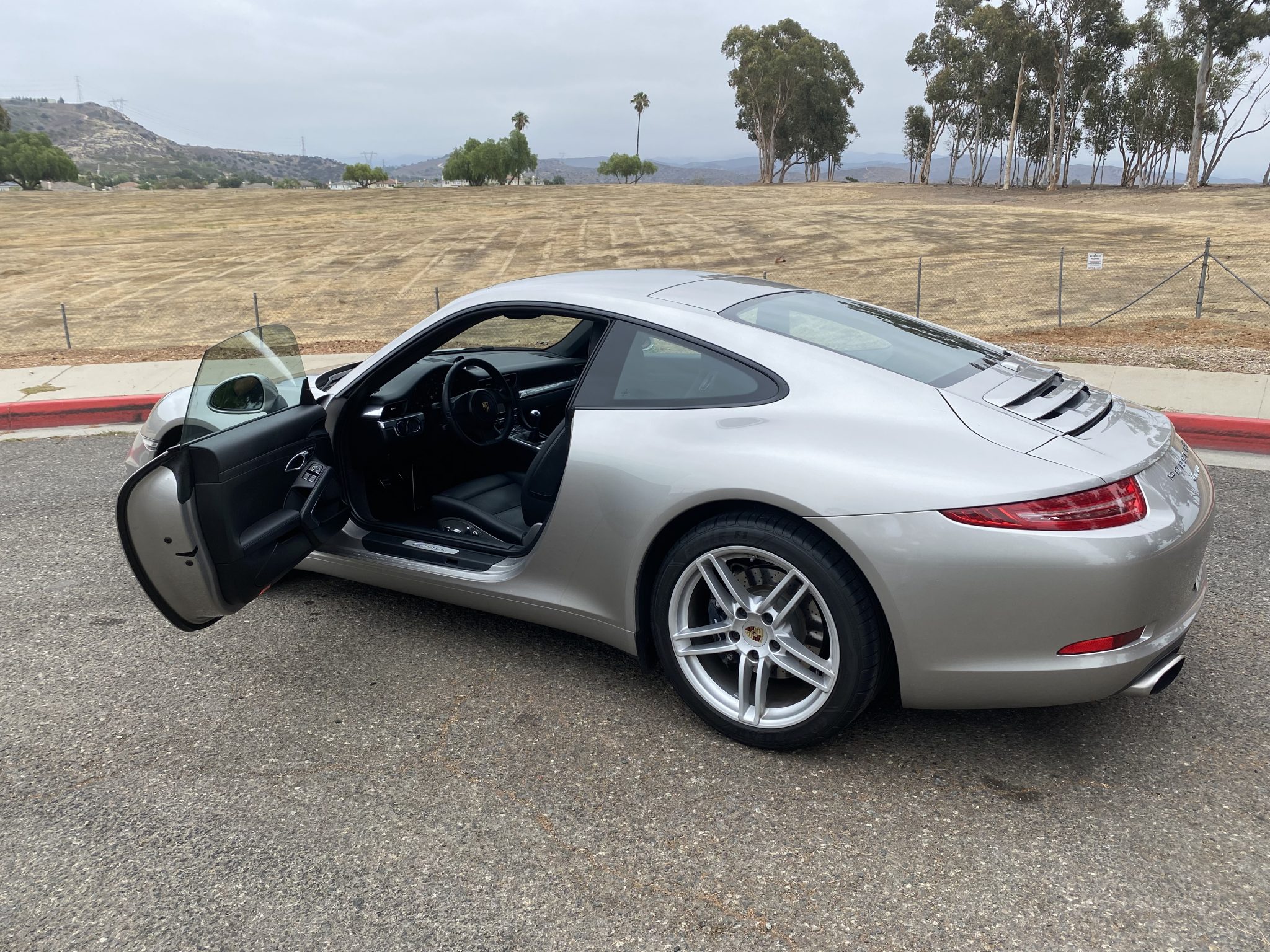 2012 porsche 911 carrera coupe 7-speed
