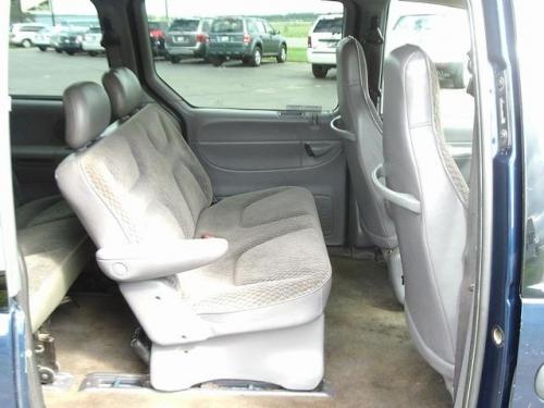 2000 dodge caravan in michigan