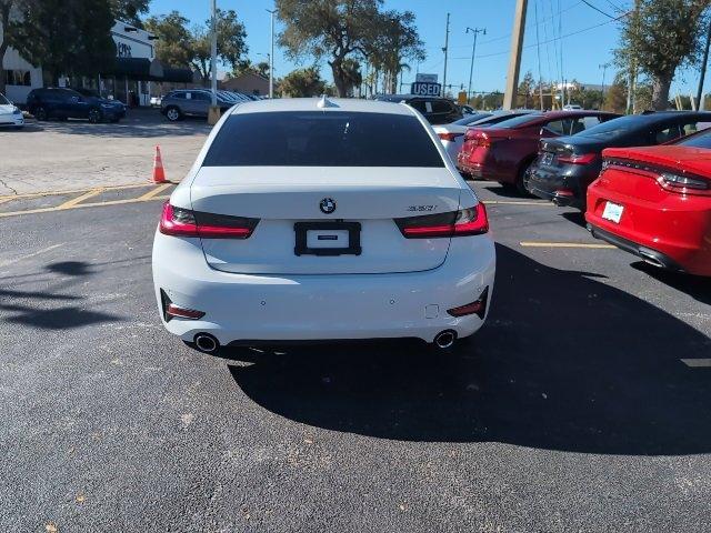 2022 bmw 330 330i
