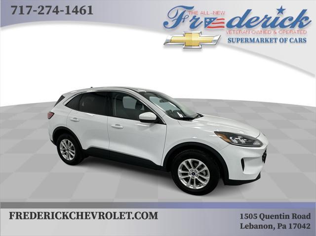 2020 ford escape se