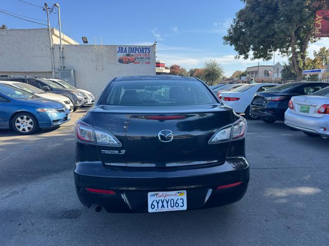 2013 mazda mazda3 i sv
