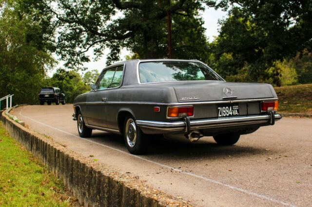 1971 mercedes 250c w114