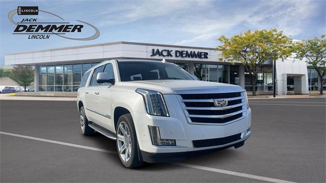 2017 cadillac escalade esv luxury