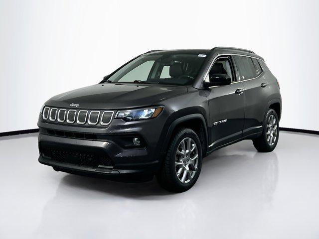 2022 jeep compass latitude lux