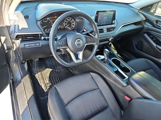 2021 nissan altima 2.5 sv