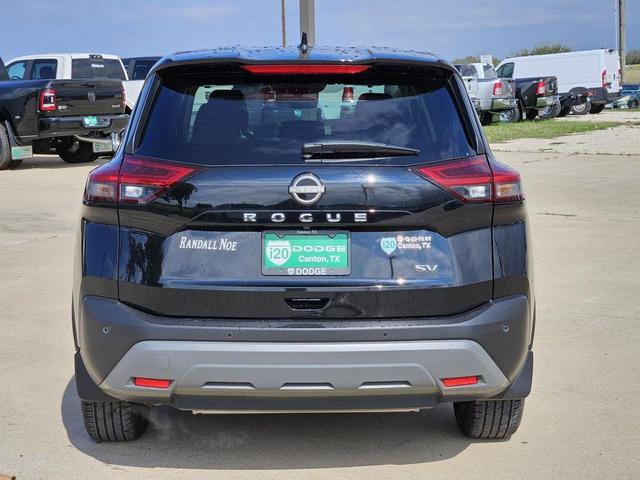2023 nissan rogue sv
