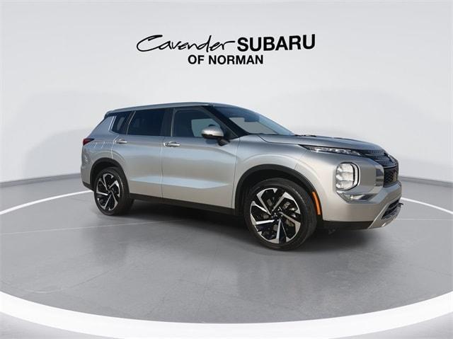 2023 mitsubishi outlander se