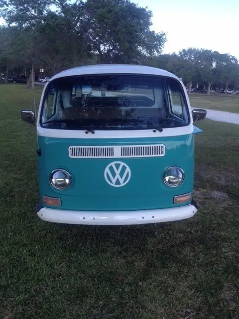 1971 volkswagen single cab transporter