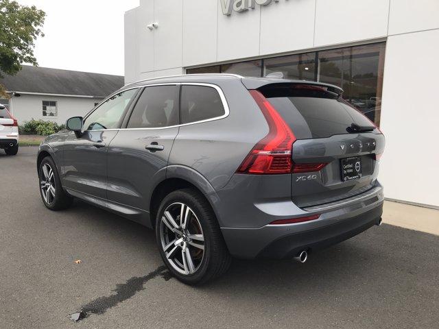 2021 volvo xc60 momentum