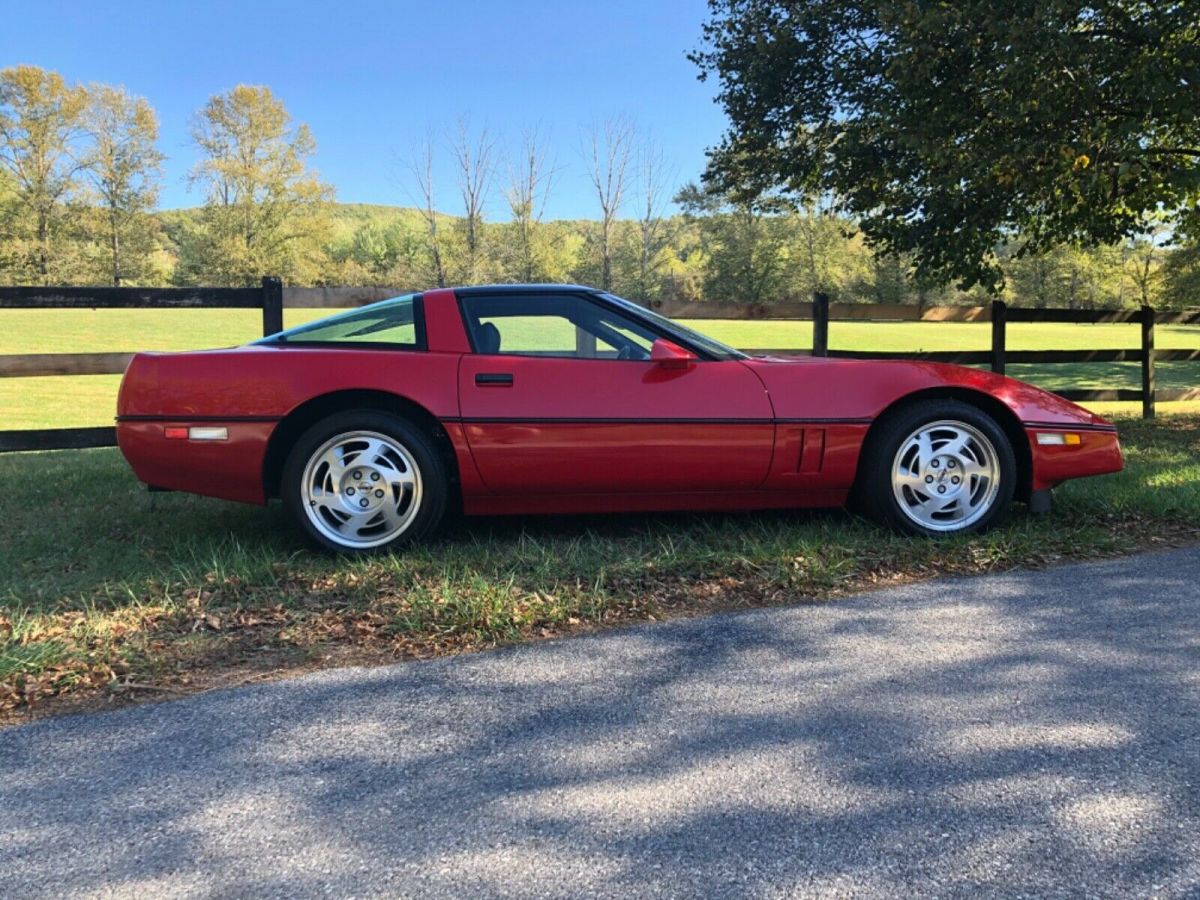 1990 corvette zr1, less then 6000 miles
