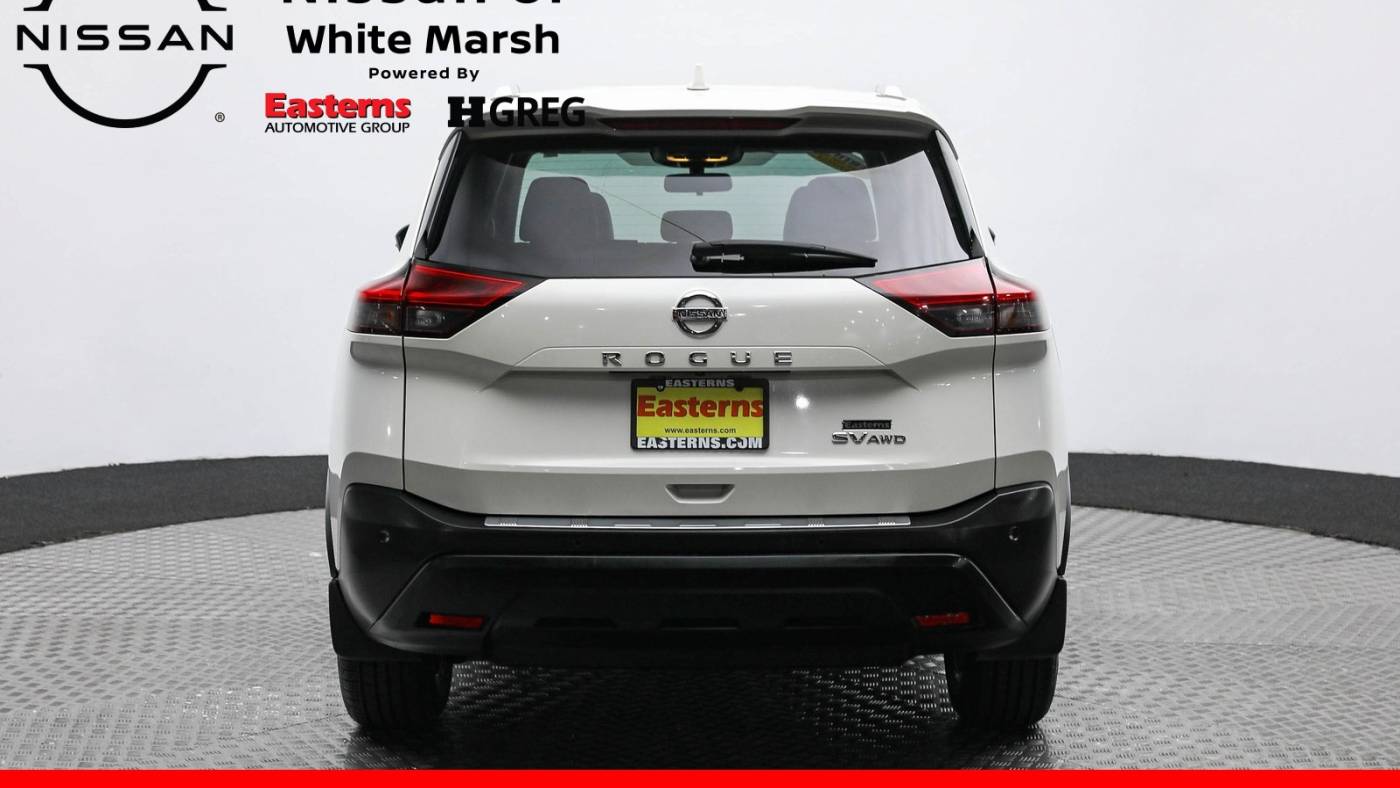 2021 nissan rogue sv