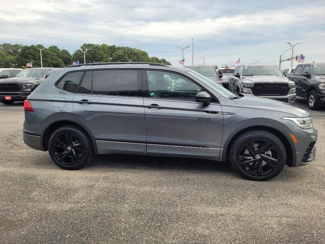 2023 volkswagen tiguan 2.0t se r-line black