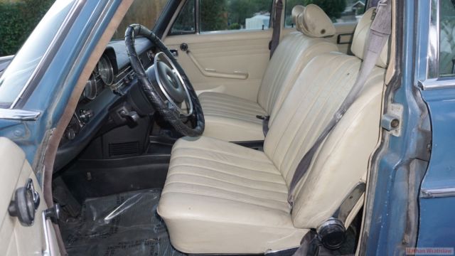 70 mercedes benz 230 w114 classic 4 speed manual 250 w115 240 220 body w 114 115