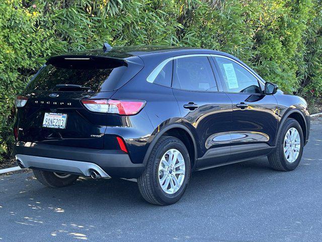 2021 ford escape se