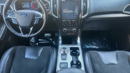 2021 Ford Edge